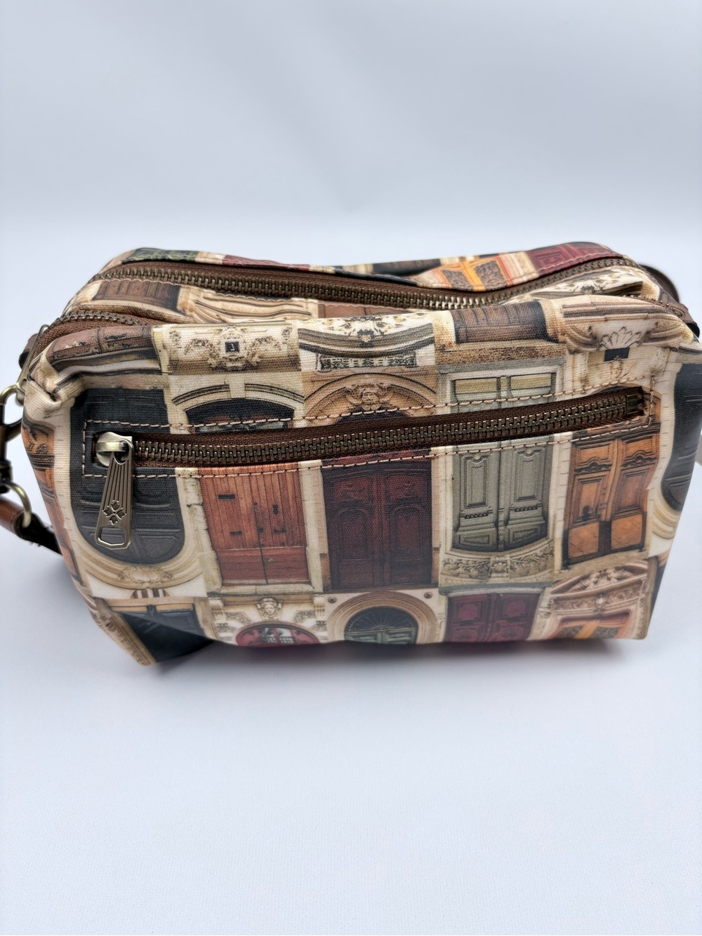 Patricia Nash Piper Canvas coated crossbody and pouch- Doorways to Italy - Picture 3 of 9